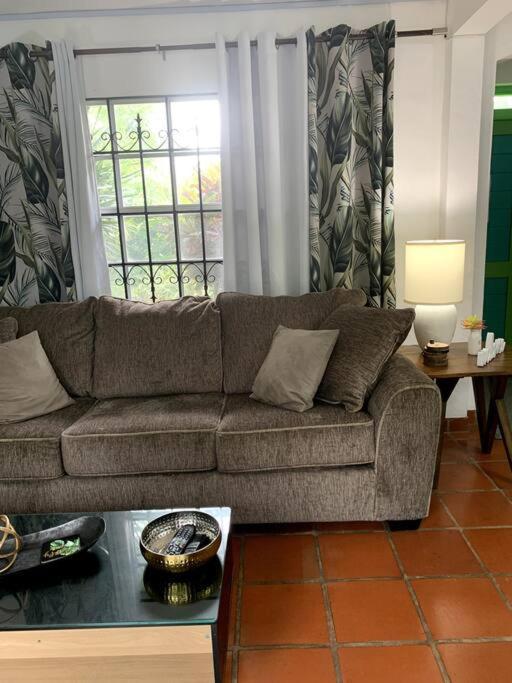 Reefside Villa Crown Point Bagian luar foto