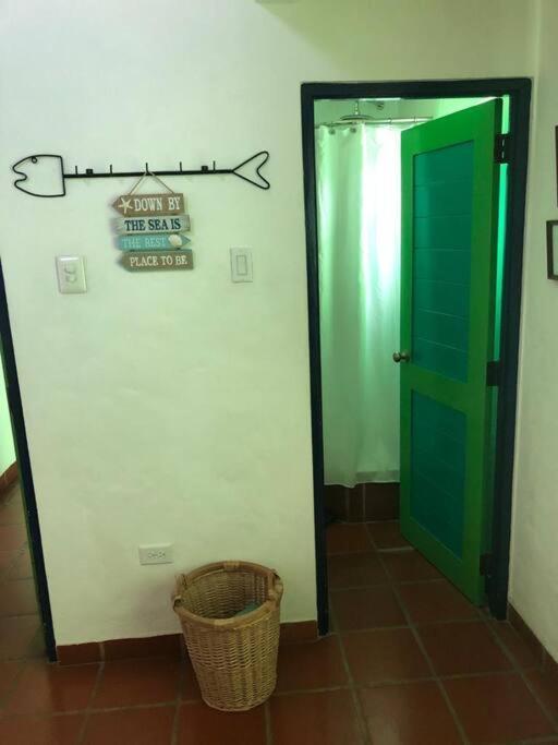 Reefside Villa Crown Point Bagian luar foto