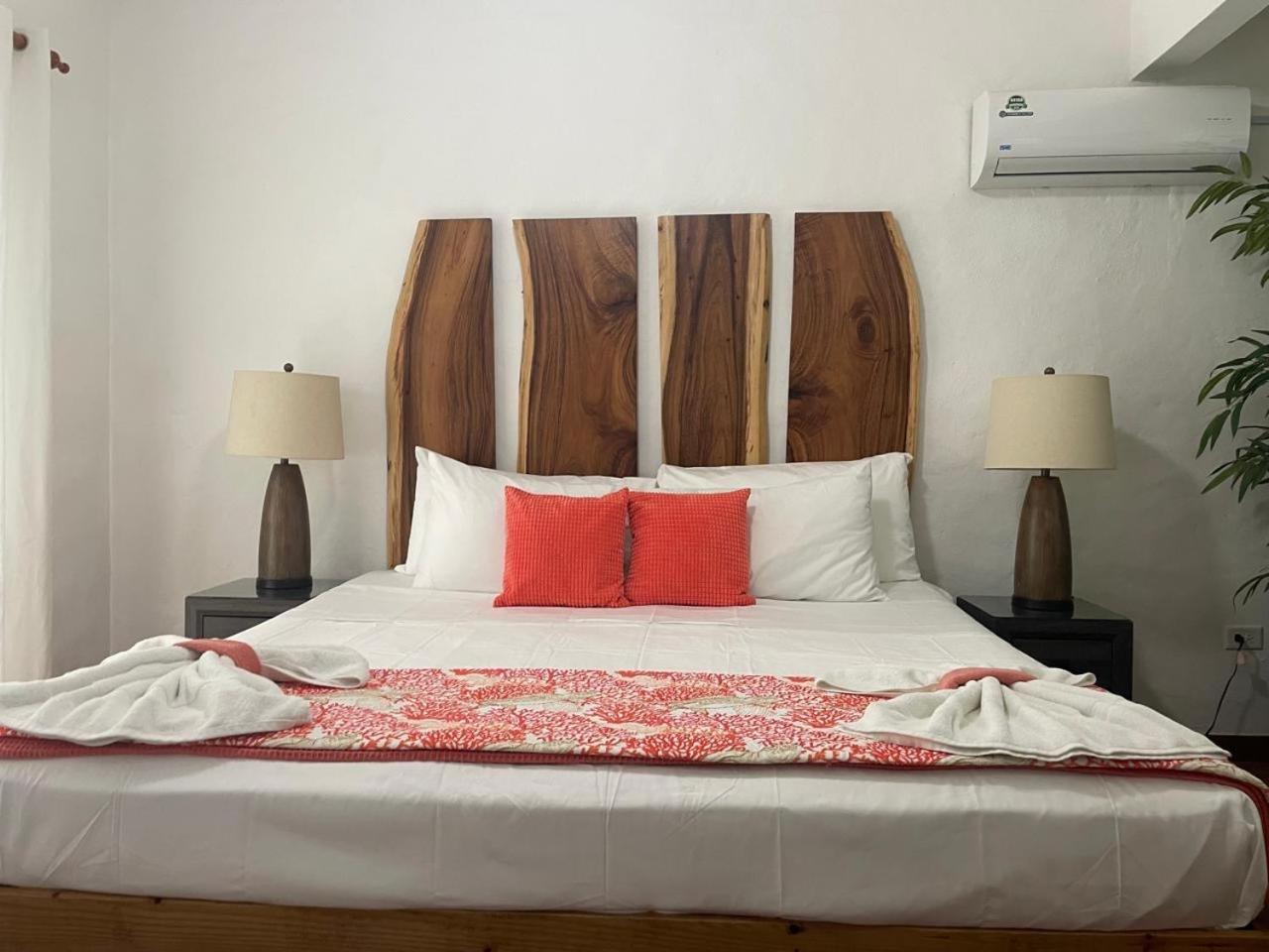 Reefside Villa Crown Point Bagian luar foto
