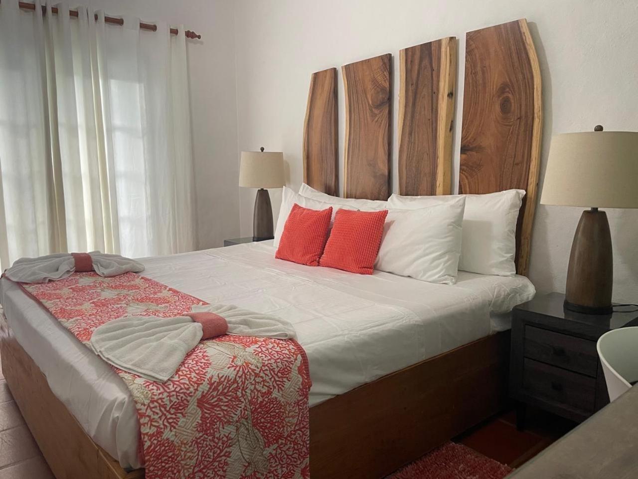 Reefside Villa Crown Point Bagian luar foto