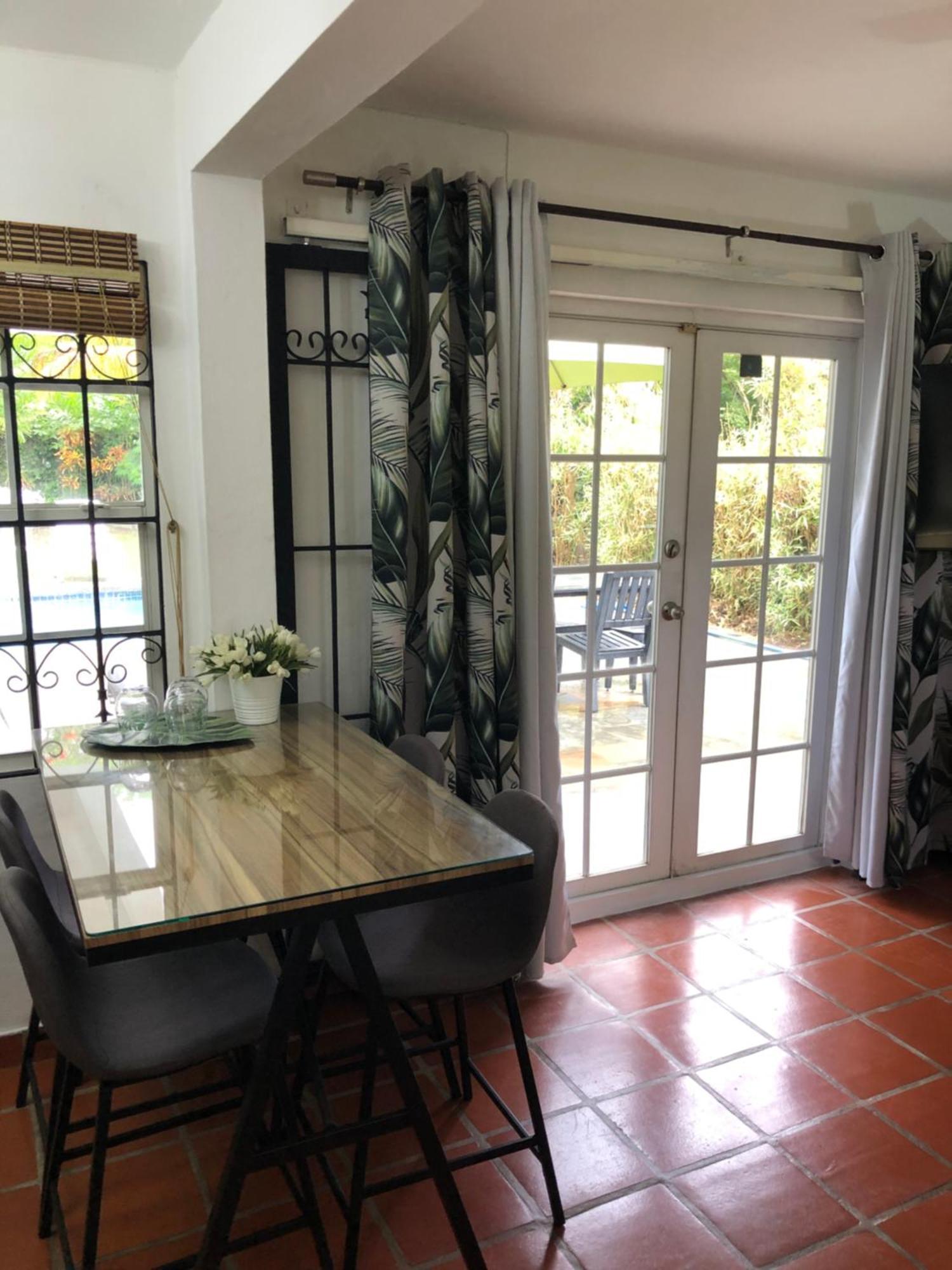 Reefside Villa Crown Point Bagian luar foto